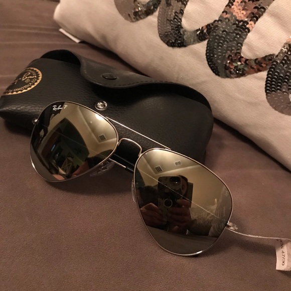 Ray-Band Aviators - New - Picture 1 of 3